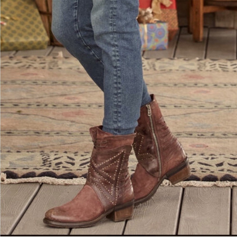 A.S.98 Callhoun / Katarina Boots with Studded Design, reddish brown, NIB, Sz 39